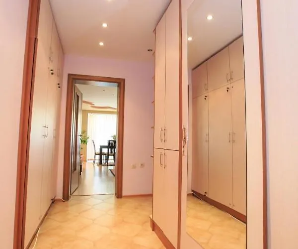 мария парк Apartament Sandanski