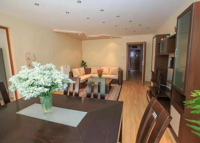 мария парк * Sandanski